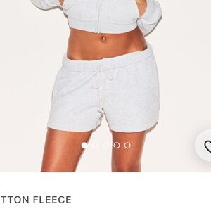 SKIMS Cotton Fleece Women's Classic Gray Shorts Light Heather Gray Size Small